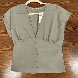 Abercrombie blouse never worn